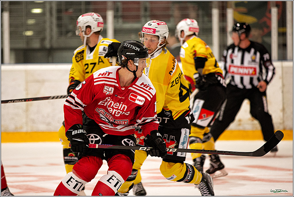 PENNY DEL;  Testspiel 2 Koelner Haie- SC Bern; Koeln, 20.08.2022